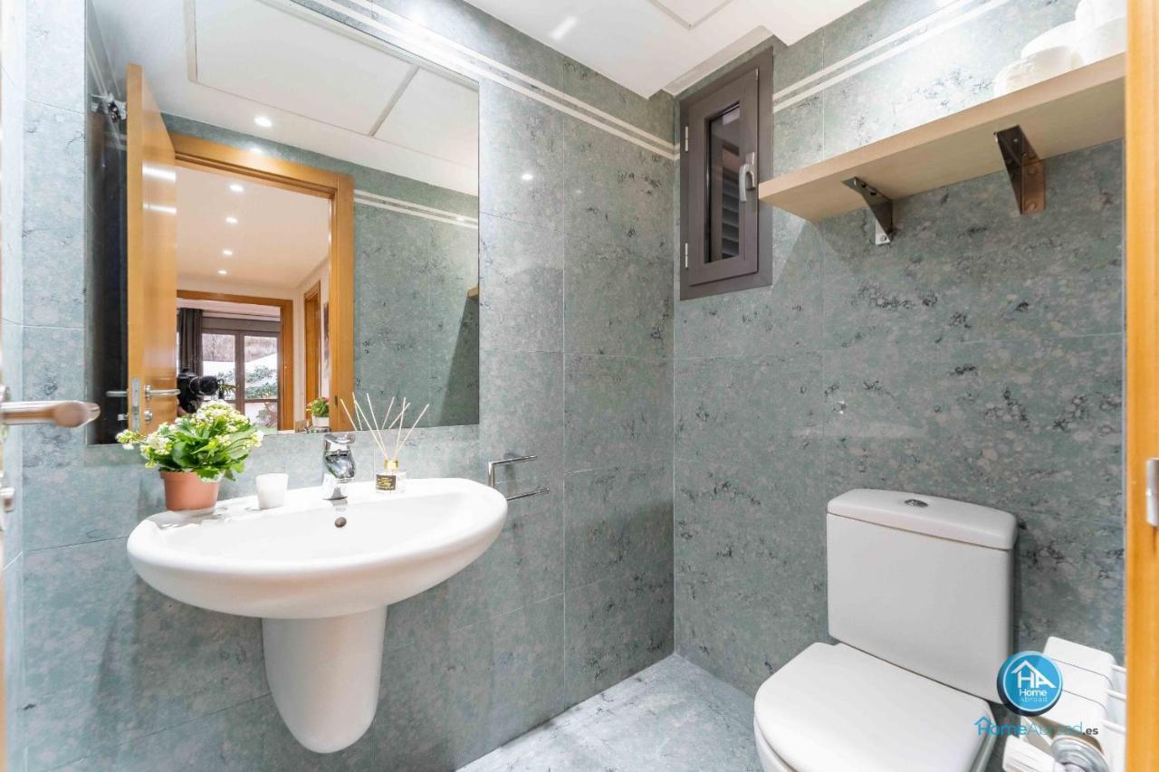 Super Deluxe Villa With Free Parking Madrid Center Luaran gambar