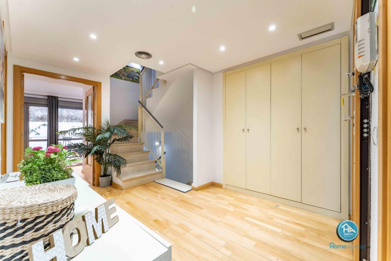 Super Deluxe Villa With Free Parking Madrid Center Luaran gambar